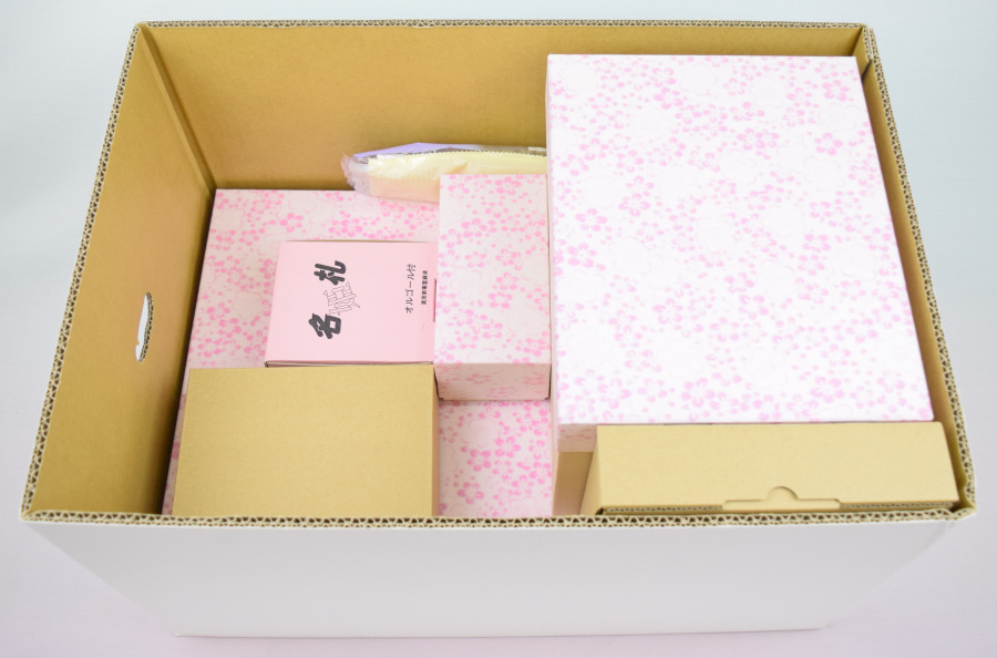 お片付けは一箱に収納できます お片付けは一箱に収納できます